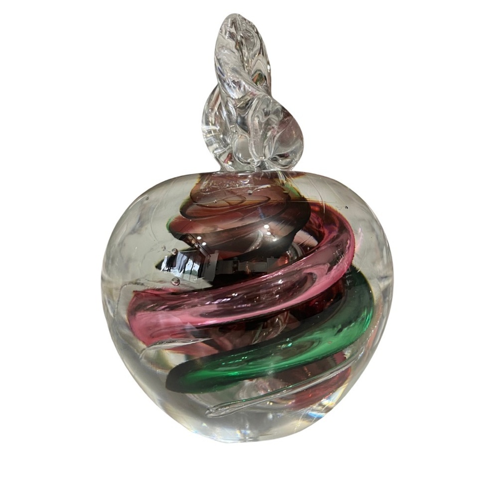 Marian Pyrcak Art Glass Apple – Green & Pink Paperweight Decor - Picture 4 of 11